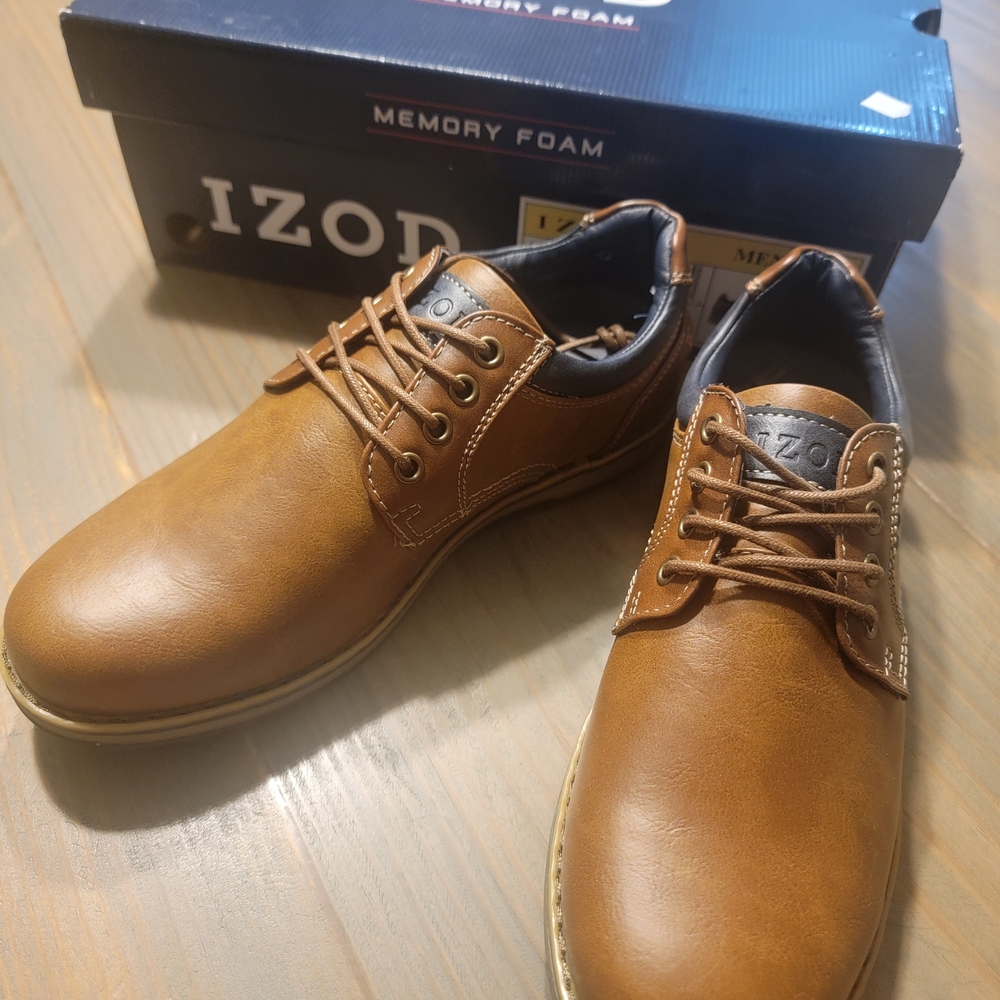 IZOD Men’s Size 8 Casual Memory Foam Lace-Up Shoes - Tan Brand New In Box